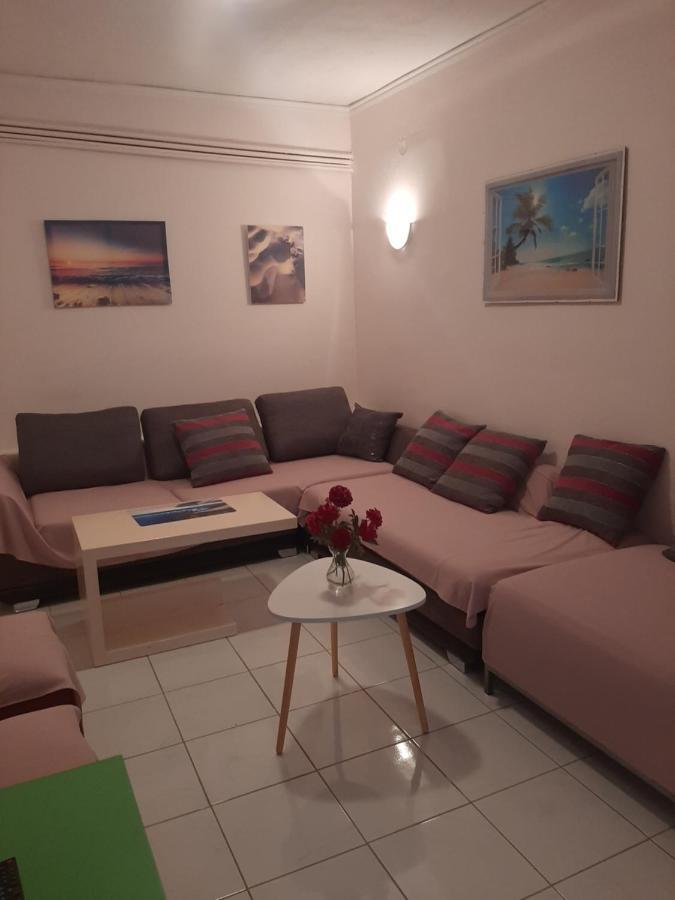 Cozy Flat In Nea Makri Apartment ภายนอก รูปภาพ